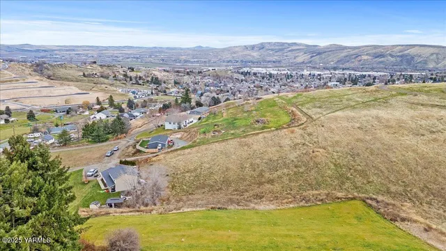 $95,000 | Nka Lynwood Lane, Selah, WA 98942