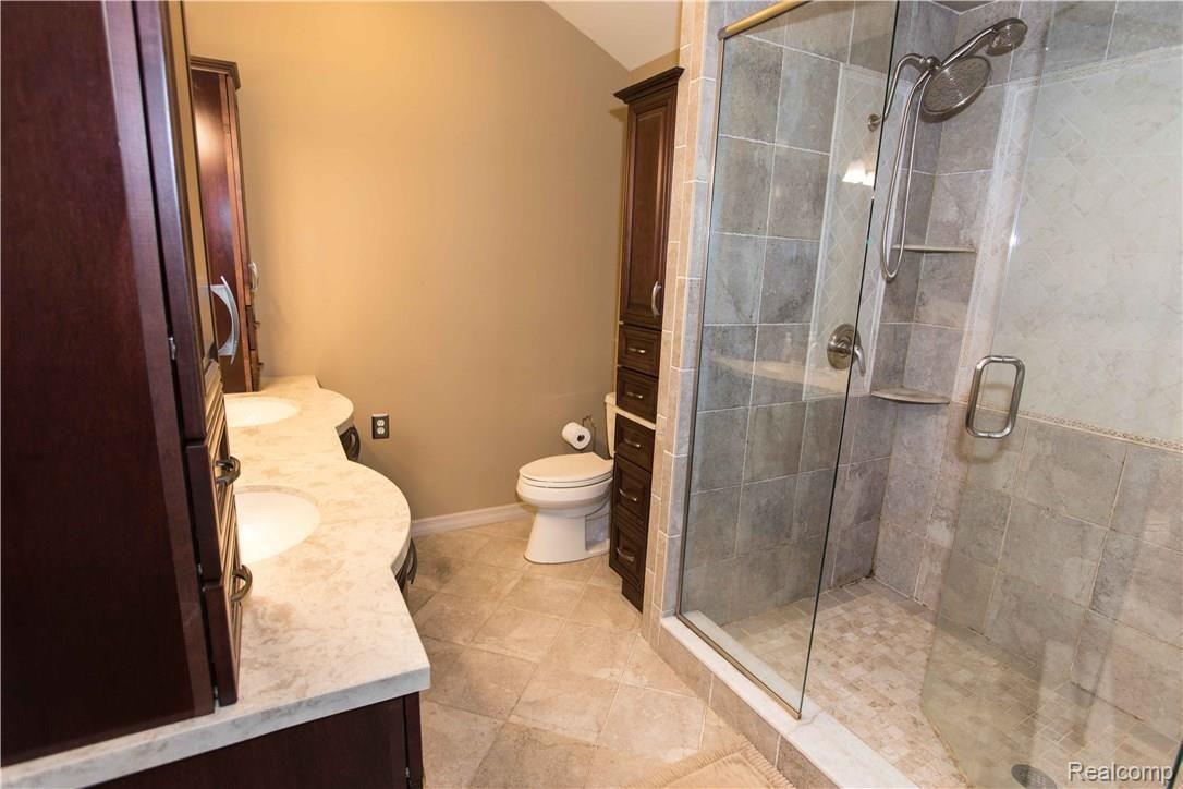 32641 Kelly Road Fraser, MI 48026 - Photo 13 of 31 Kelly St._-14