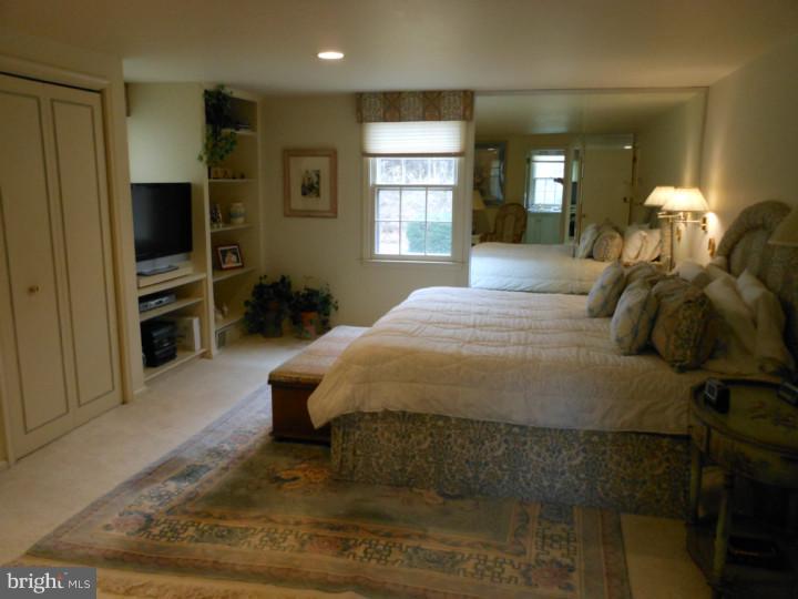 721 Walker Road Wayne, PA 19087 - Photo 12 of 18 Bedroom
