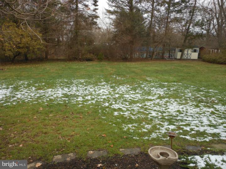 721 Walker Road Wayne, PA 19087 - Photo 18 of 18 Exterior Back