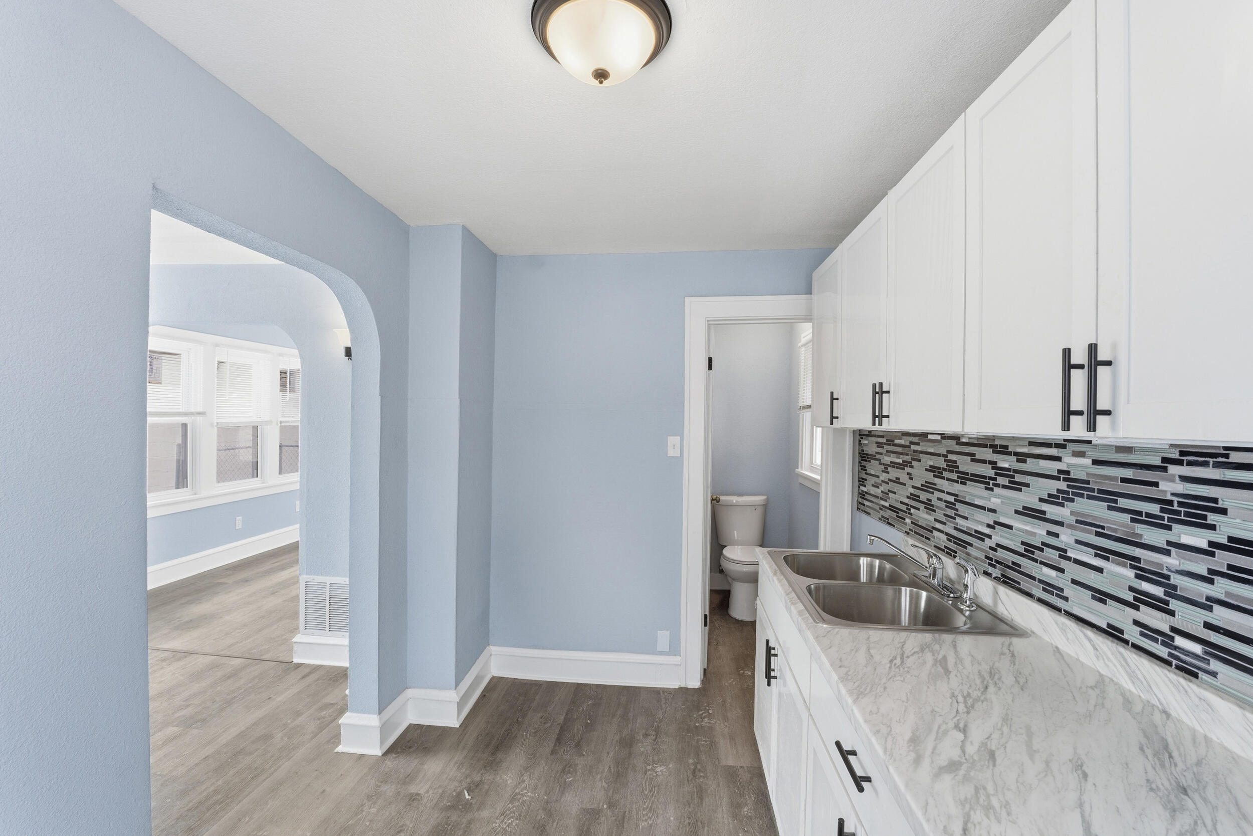 5257 North 34th Street Milwaukee, WI 53209 - Photo 4 of 18 Main Floor