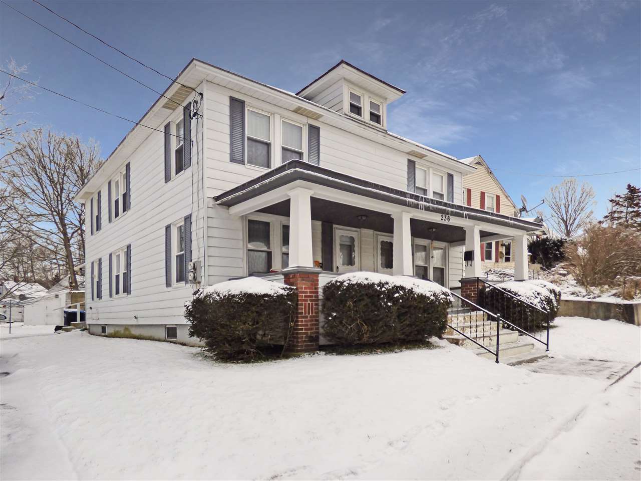 236 Beech Street Bennington, VT 05201 - Photo 1 of 15 Gallery Image 1