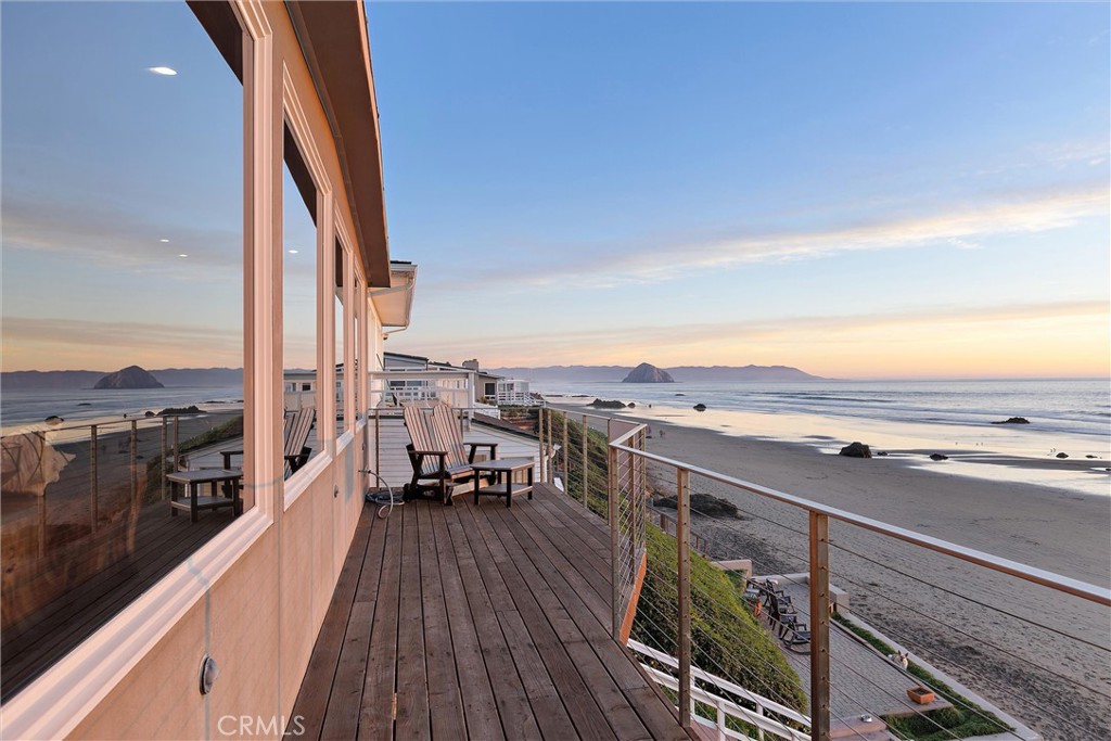 3352 Studio Drive Cayucos, CA 93430 - Photo 19 of 55 a view of balcony with furniture