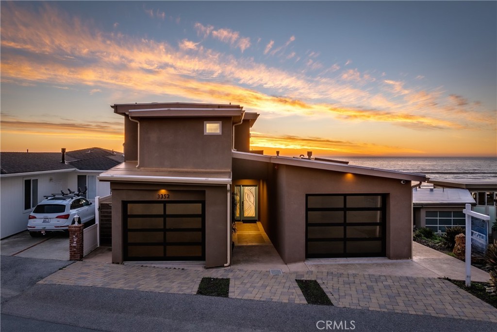 3352 Studio Drive Cayucos, CA 93430 - Photo 39 of 55 a view of a car garage