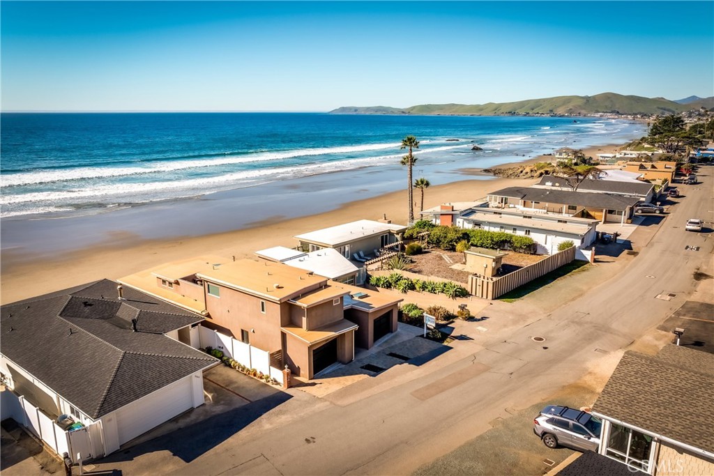 3352 Studio Drive Cayucos, CA 93430 - Photo 44 of 55 an aerial view of multiple house