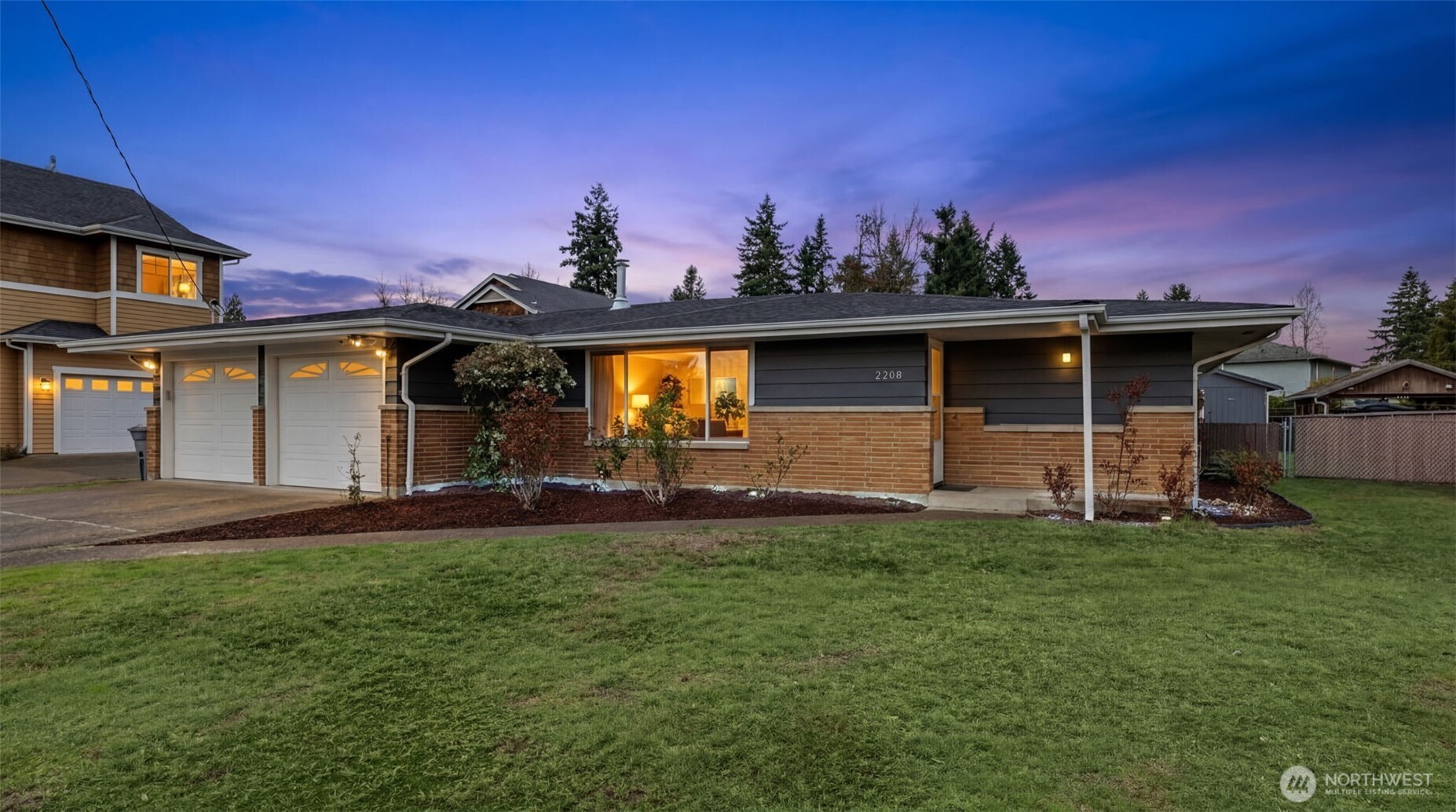 2200 Northeast 12th Street Renton, WA 98056 - Photo 2 of 39