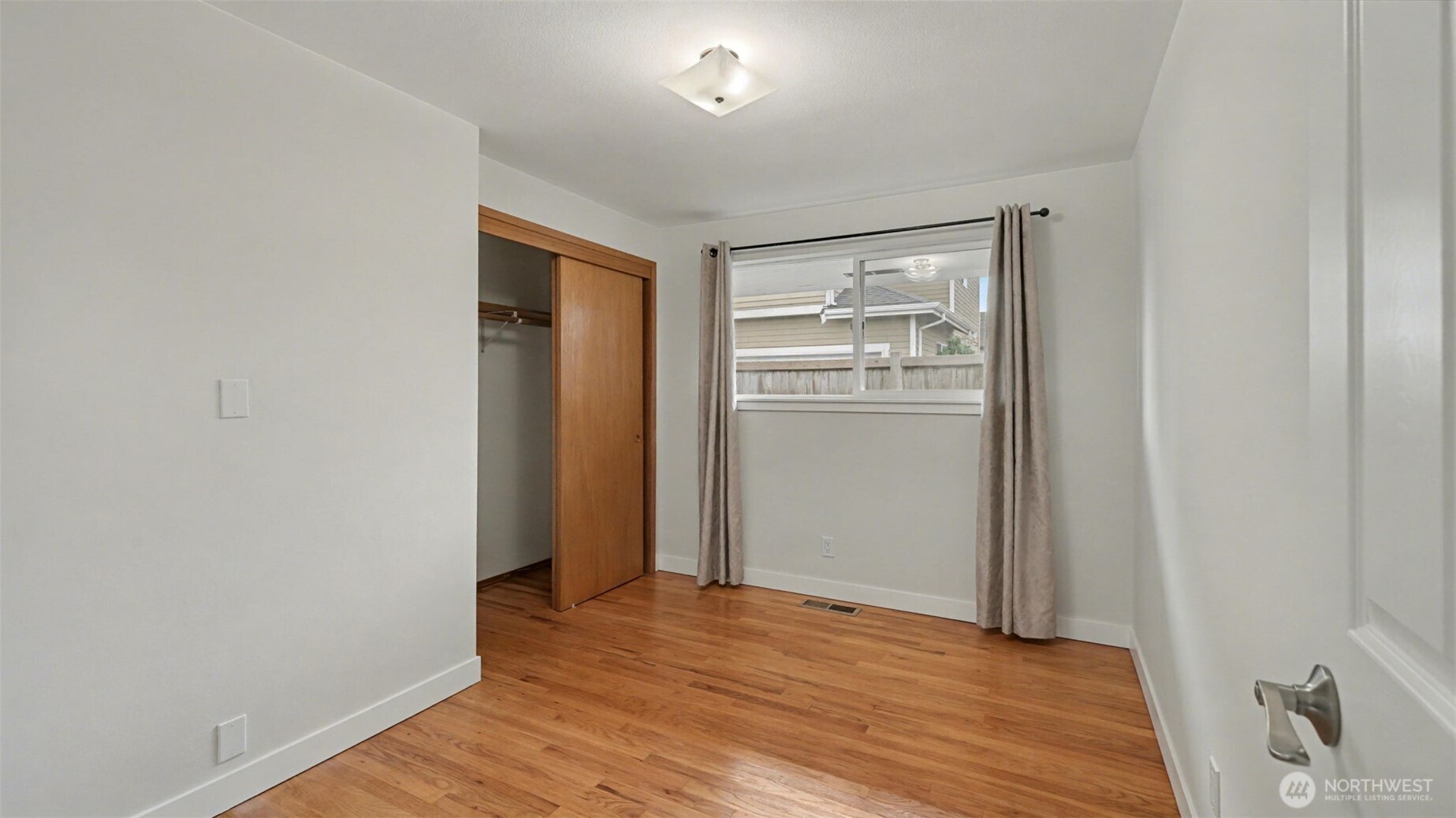 2200 Northeast 12th Street Renton, WA 98056 - Photo 23 of 39