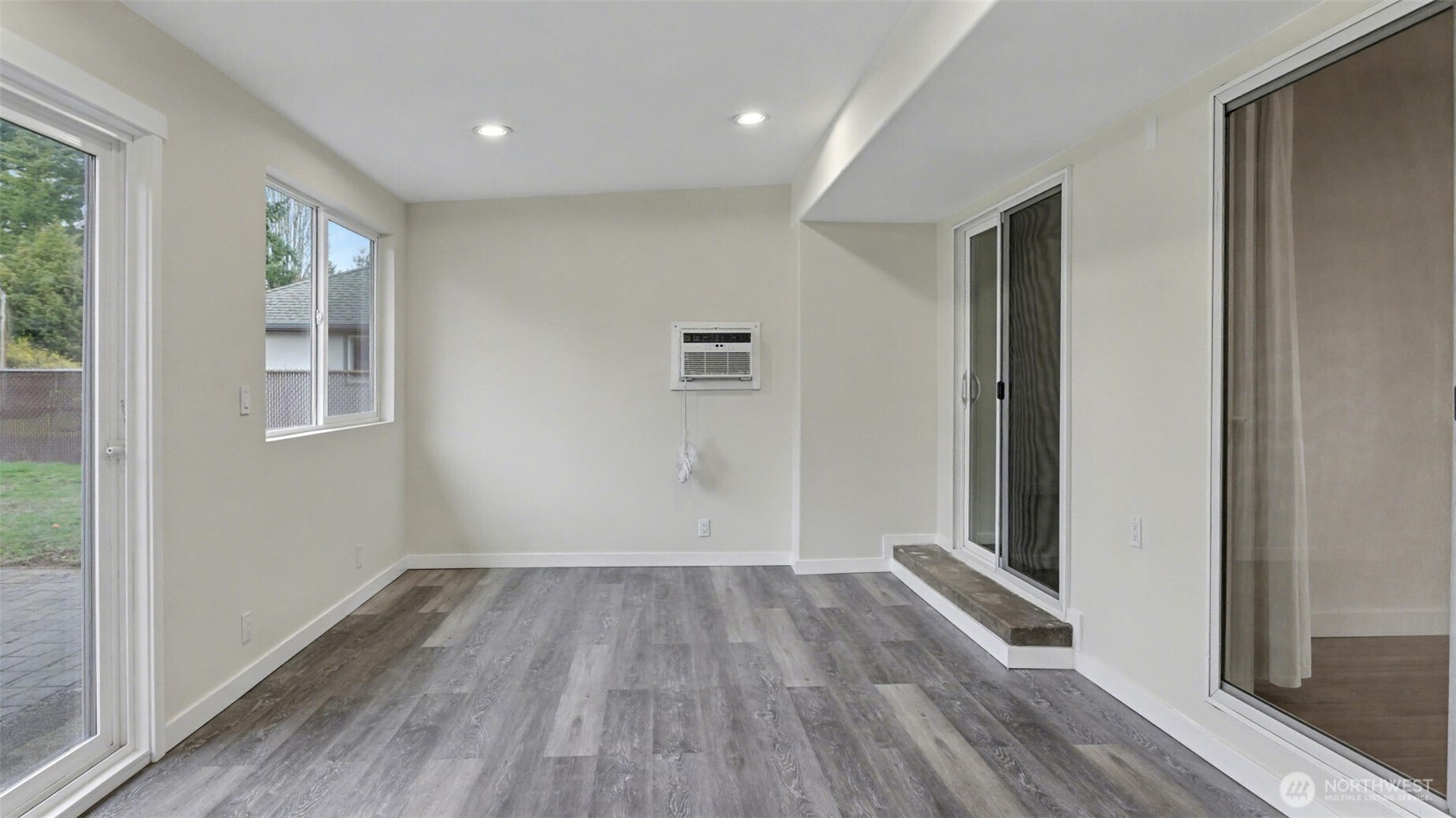 2200 Northeast 12th Street Renton, WA 98056 - Photo 28 of 39