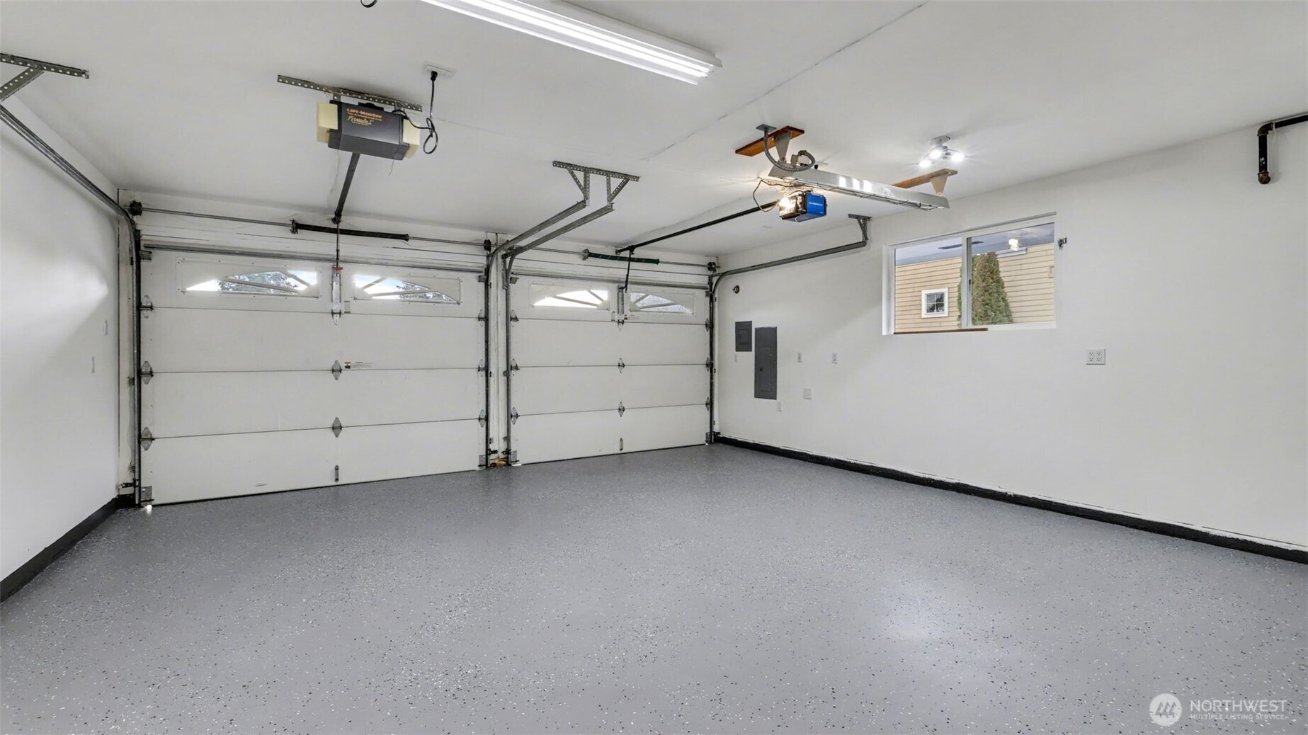 2200 Northeast 12th Street Renton, WA 98056 - Photo 29 of 39