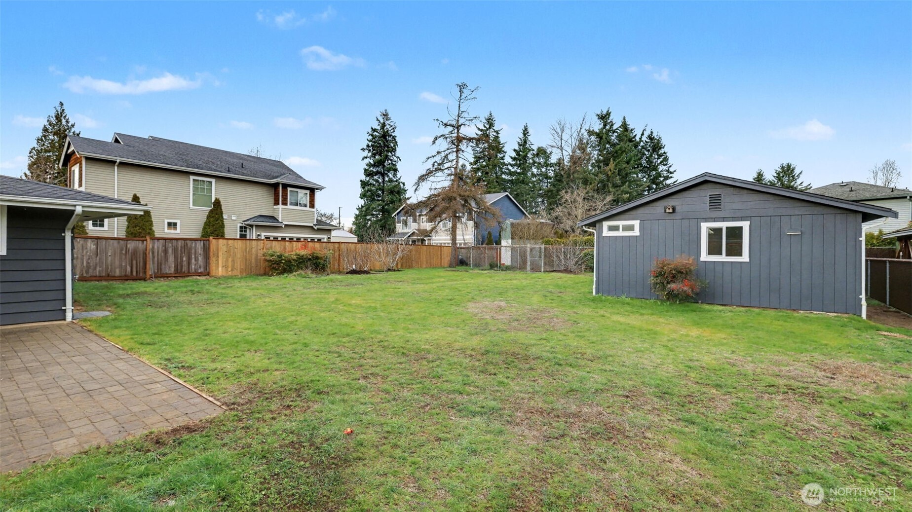 2200 Northeast 12th Street Renton, WA 98056 - Photo 32 of 39
