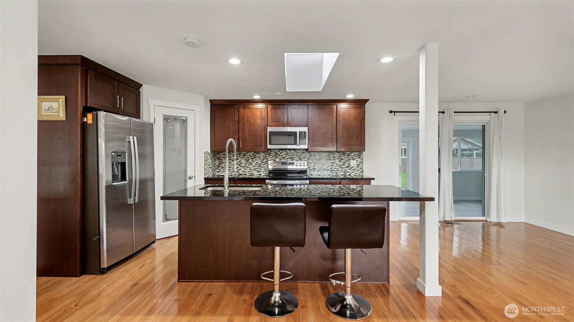 2200 Northeast 12th Street Renton, WA 98056 - Photo 9 of 39