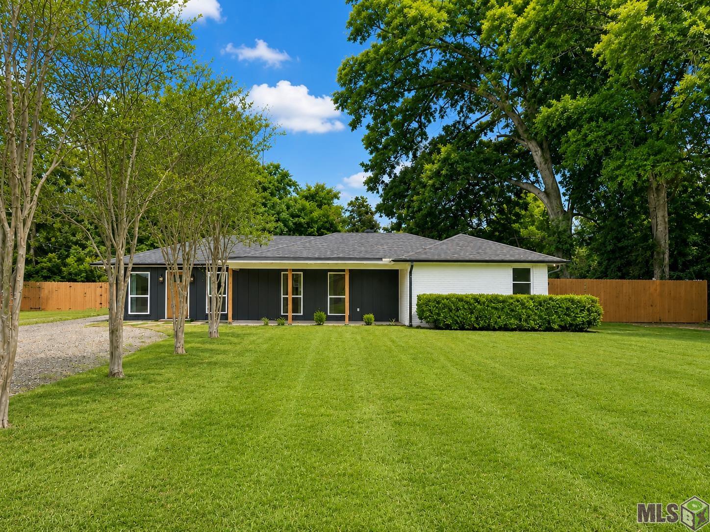 17739 Greenwell Springs Road Greenwell Springs, LA 70739 - Photo 5 of 34