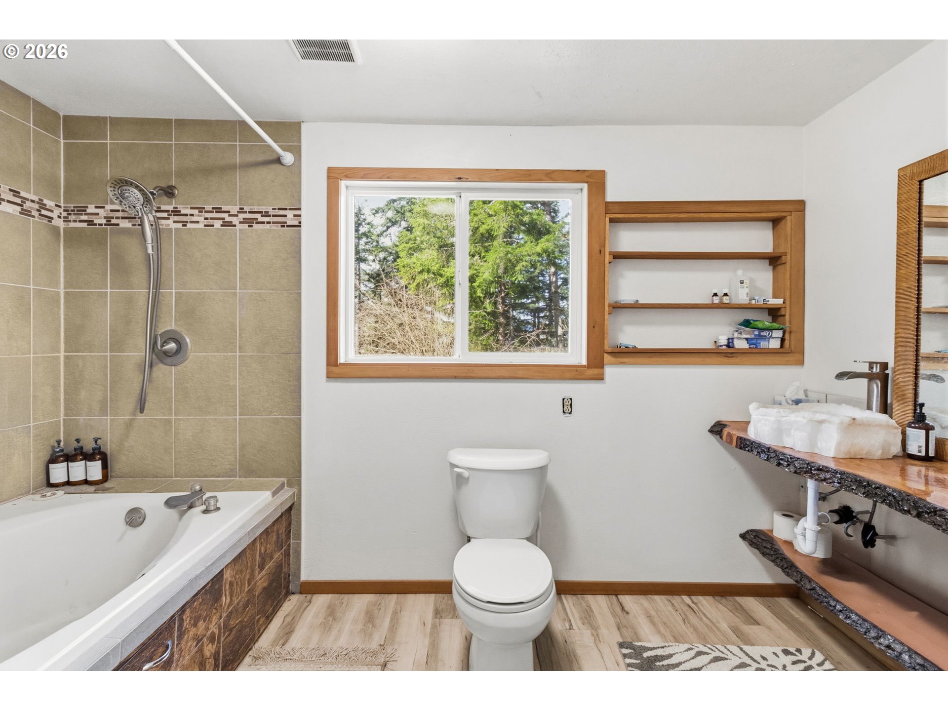 1375 Pleasant View Drive Cottage Grove, OR 97424 - Photo 20 of 48