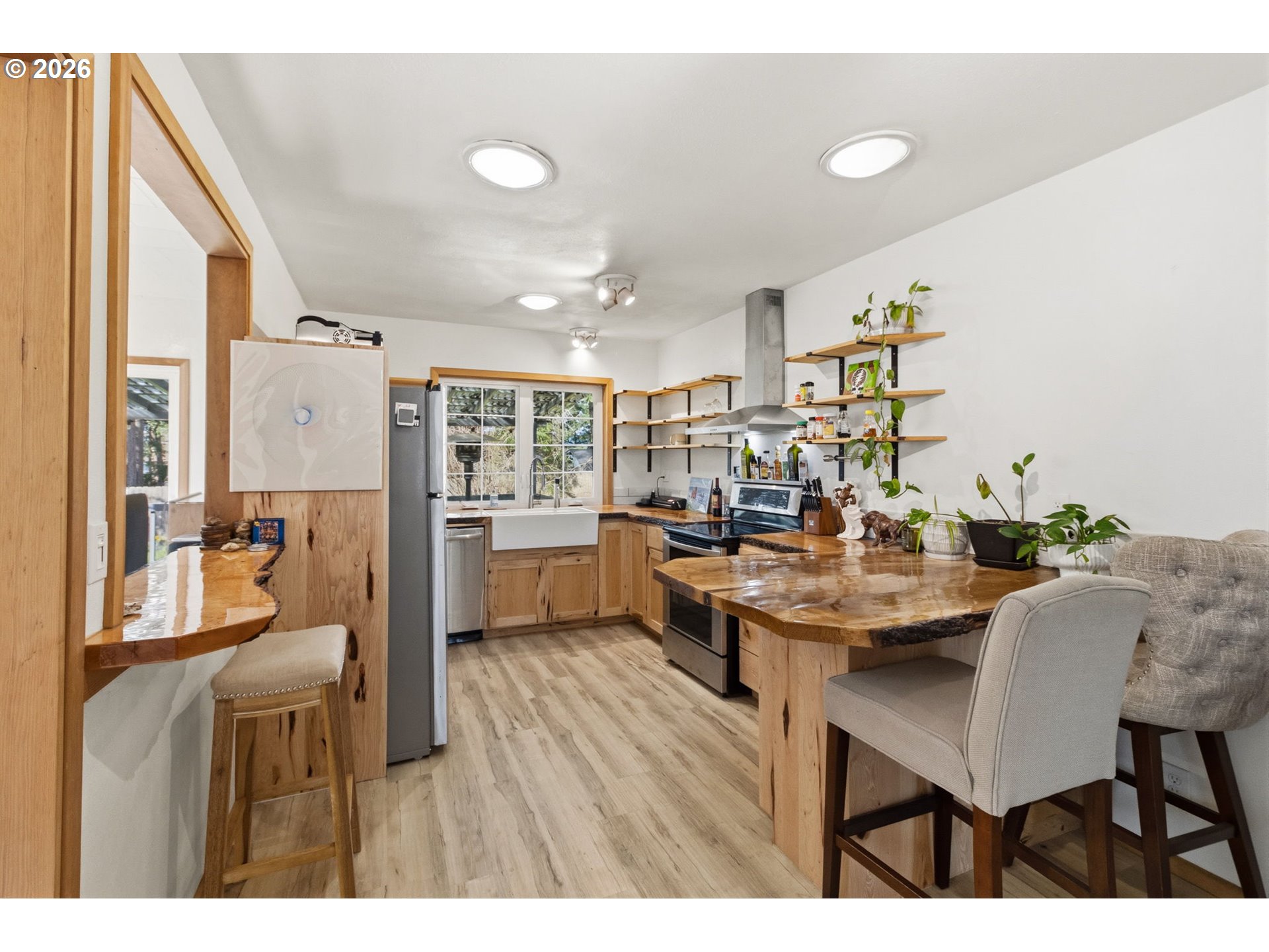 1375 Pleasant View Drive Cottage Grove, OR 97424 - Photo 5 of 48