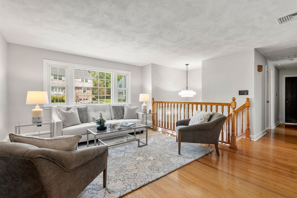 44 Sunset Hill Road Boston, MA 02132 - Photo 5 of 35 Gallery Image 5