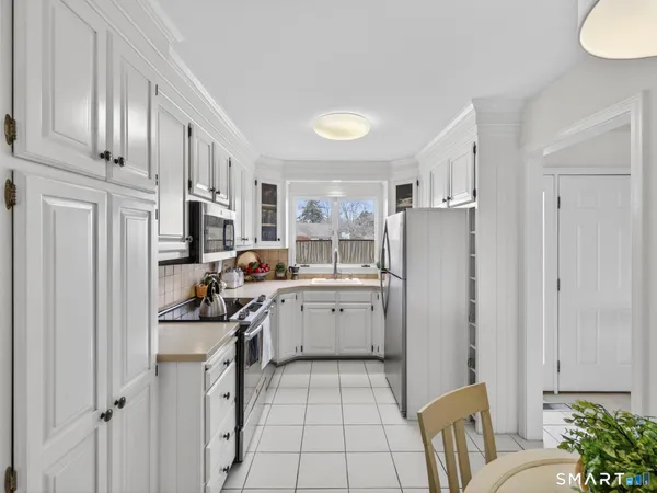 $750,000 | 100 Dudley Avenue, Unit F27, Old Saybrook, CT 06475