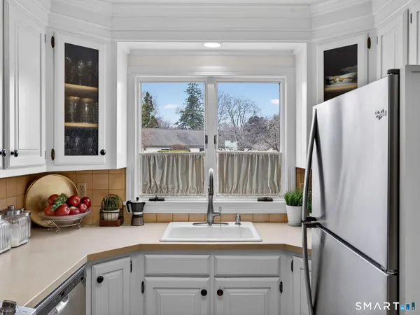 $750,000 | 100 Dudley Avenue, Unit F27, Old Saybrook, CT 06475