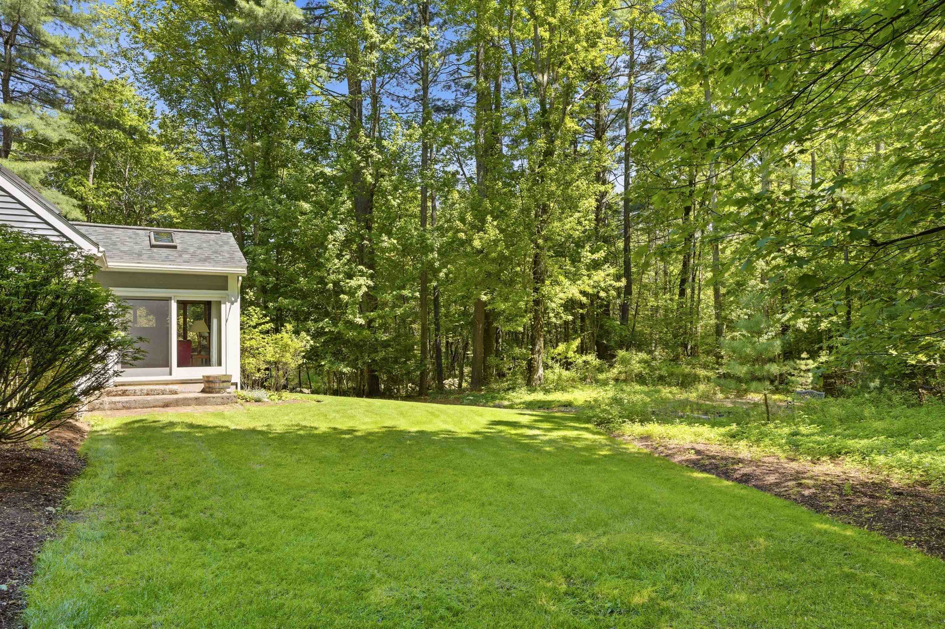 15 Woodward Road Merrimack, NH 03054 - Photo 34 of 39