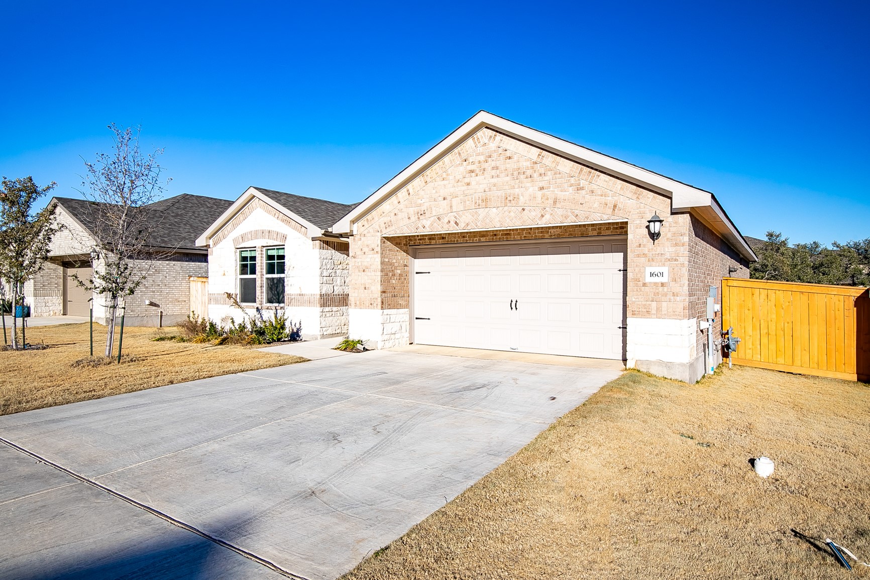 1601 Longhorn Ranch Drive Leander, TX 78641 - Photo 3 of 27