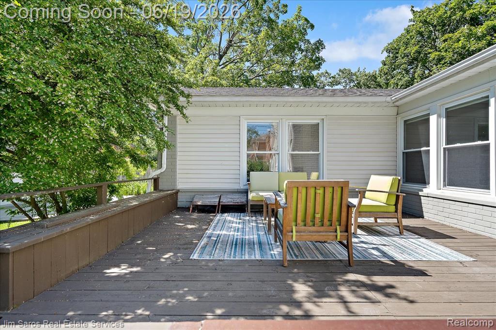 615 Lakepointe Street Grosse Pointe, MI 48230 - Photo 31 of 34