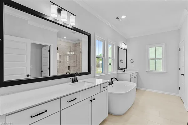 $600,000 | 8607 Lemur Lane, Summerfield, NC 27358