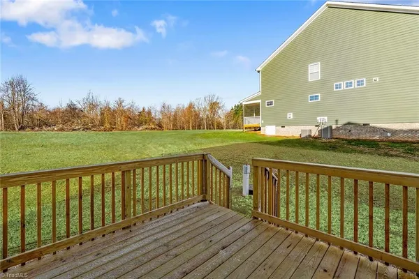 $600,000 | 8607 Lemur Lane, Summerfield, NC 27358