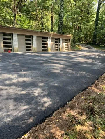 $649,900 | 550 South Rays Road, Stone Mountain, GA 30083