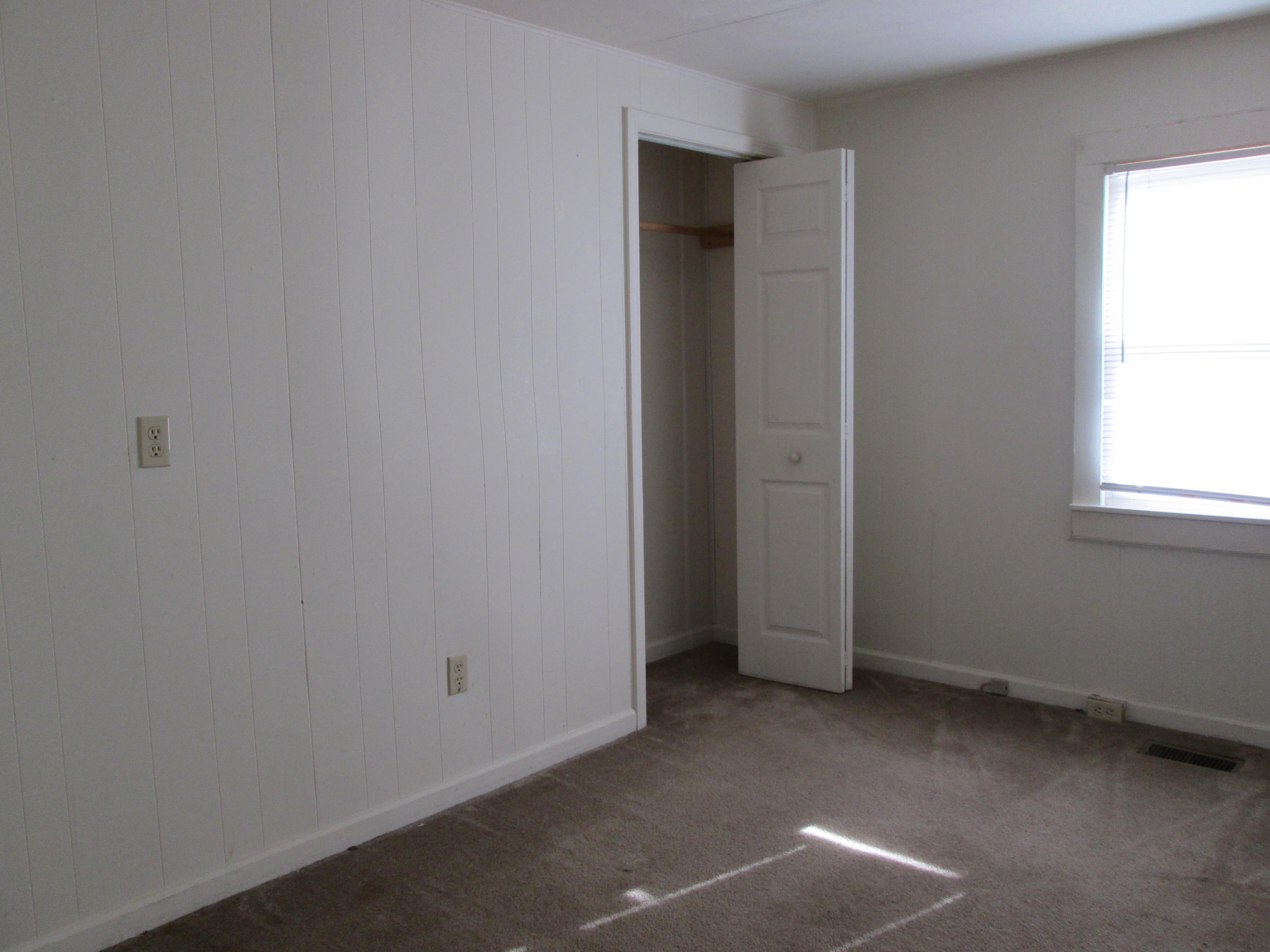 949 Riverside Avenue Kingsport, TN 37660 - Photo 8 of 12 034