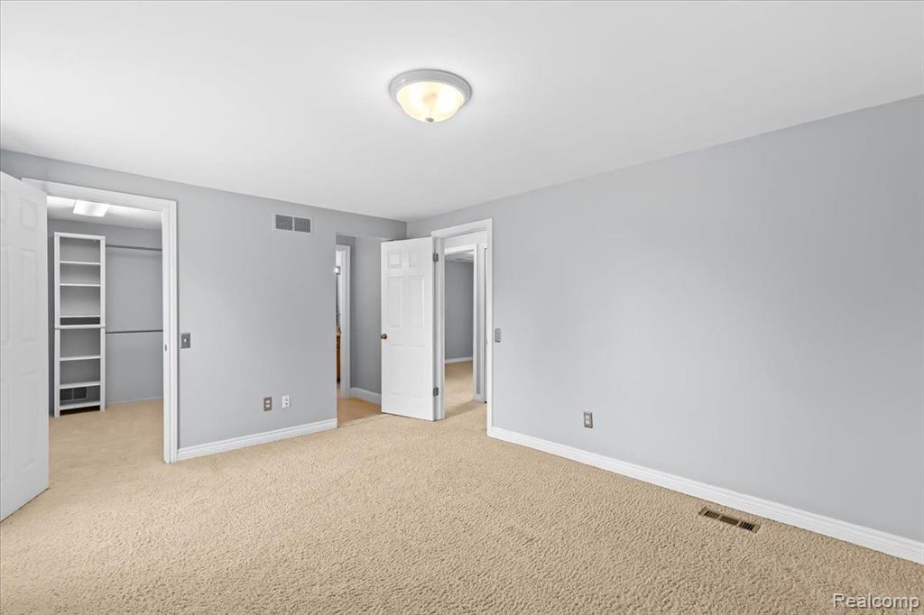 754 Kentucky Drive Rochester Hills, MI 48307 - Photo 15 of 29