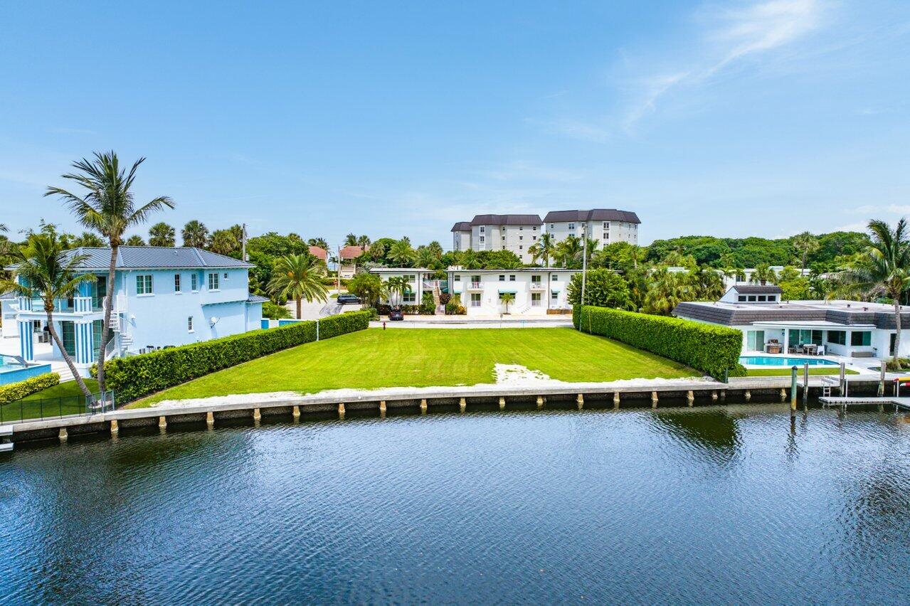 51 River Drive Ocean Ridge, FL 33435 - Photo 8 of 10 014-51RiverDrive-OceanRidge-FL-33435-SMA