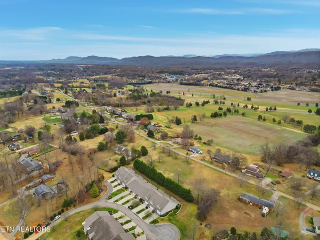 $539,900 | 133 Chelsea Lane, Maryville, TN 37803