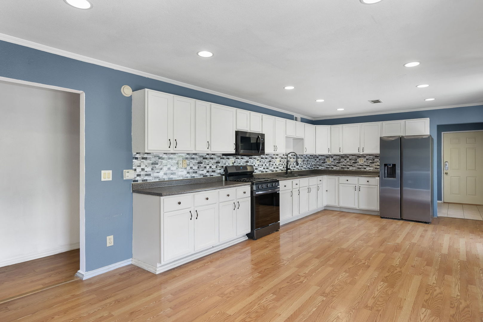 6401 95th Ave Court West Taylor Ridge, IL 61284 - Photo 6 of 43