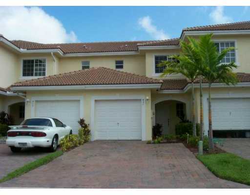 921 Imperial Lake Road West Palm Beach, FL 33413 - Photo 1 of 1 Primary Photo