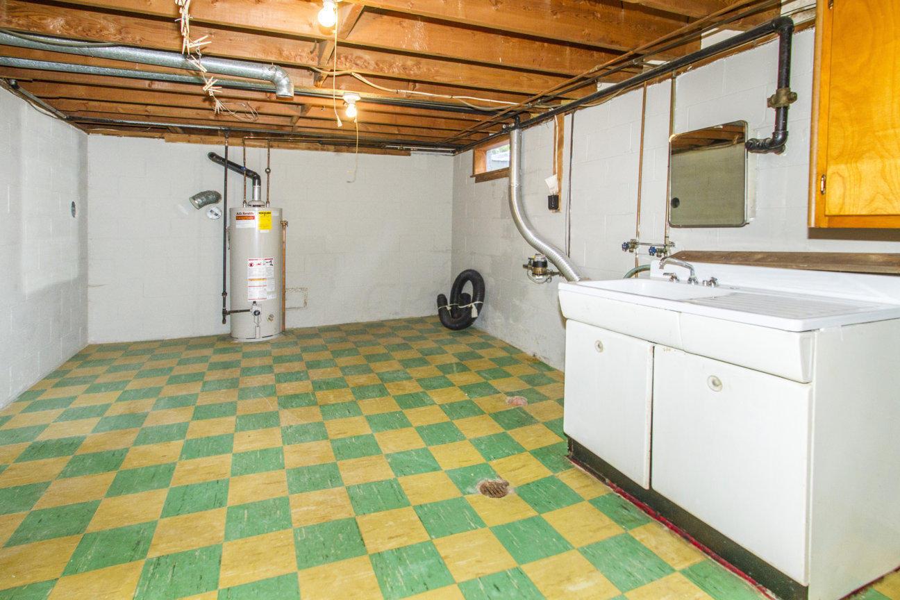 5644 Sinclair Road Columbus, OH 43229 - Photo 31 of 33 Gallery Image 31