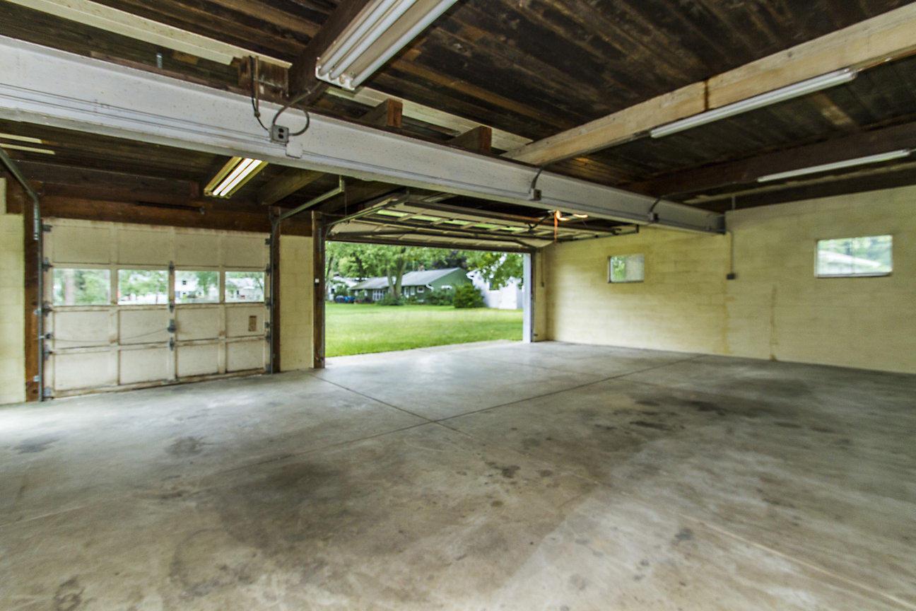 5644 Sinclair Road Columbus, OH 43229 - Photo 32 of 33 Gallery Image 32