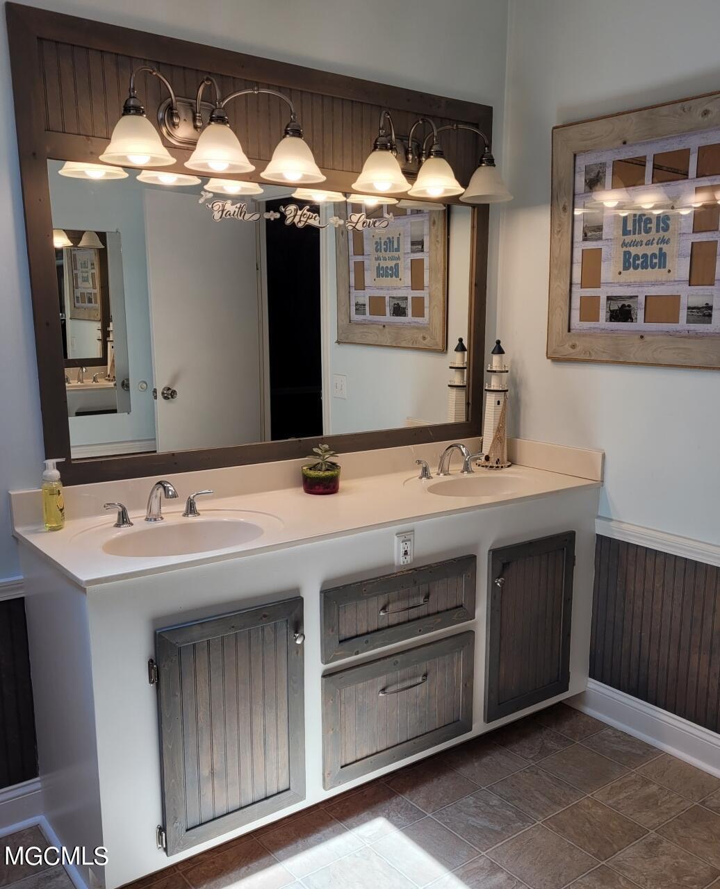 12904 Ridgeland Road Vancleave, MS 39565 - Photo 27 of 33 vanity