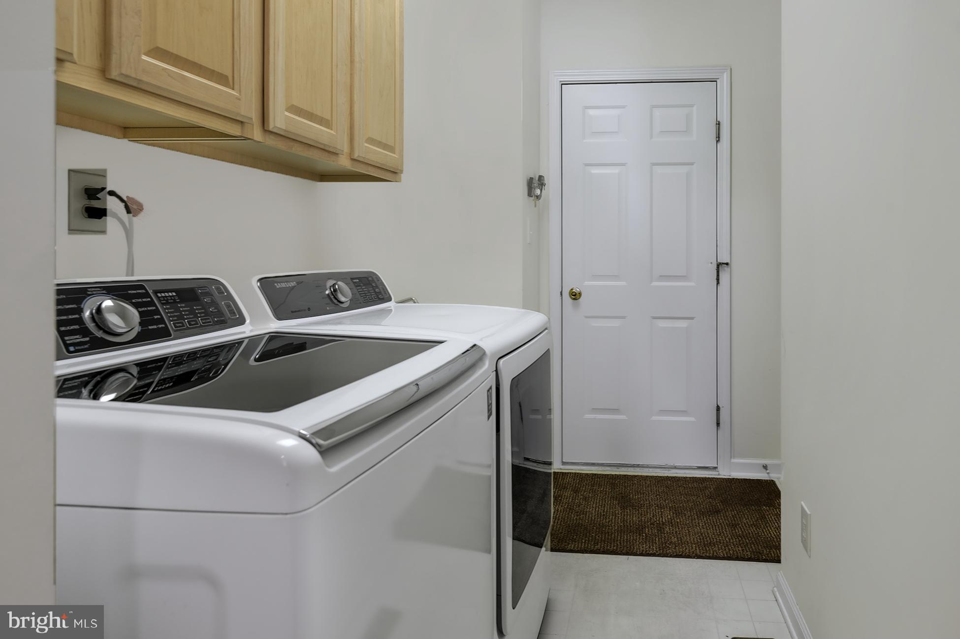 32 Foster Road Pennington, NJ 08534 - Photo 15 of 25 Laundry room/Doors to Garage & Basement