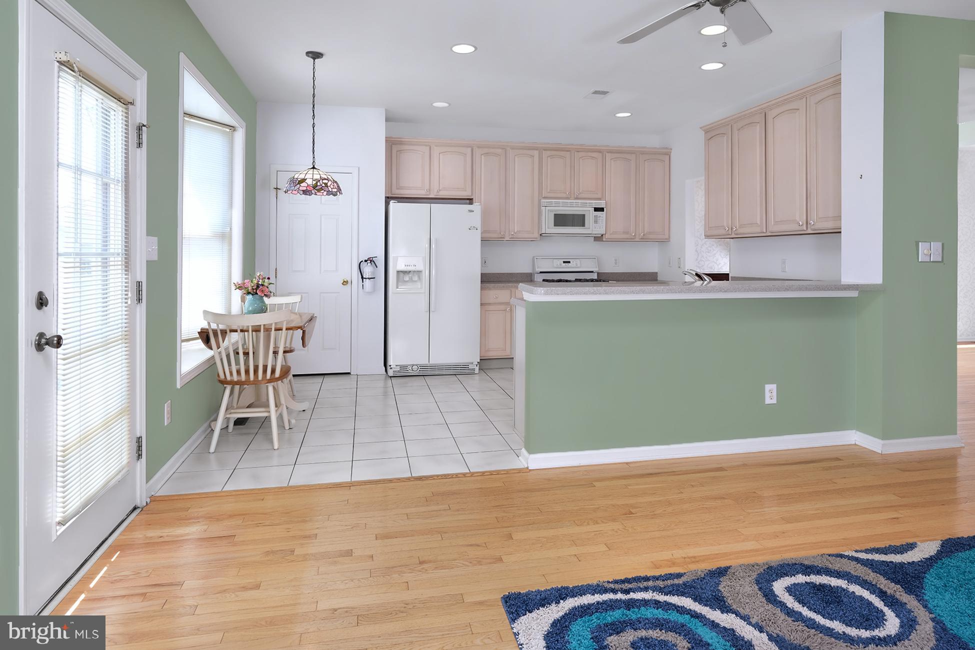 32 Foster Road Pennington, NJ 08534 - Photo 8 of 25 Kitchen
