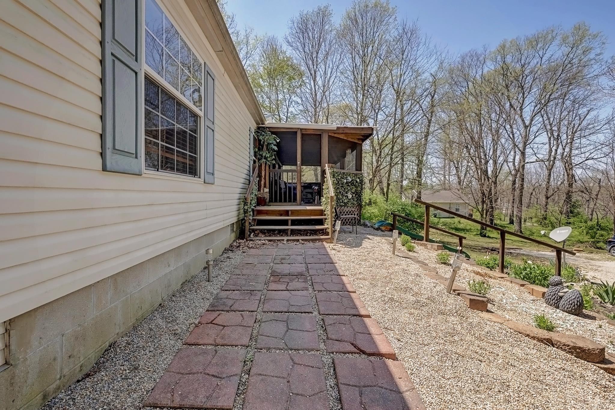 426 East Dillman Road Bloomington, IN 47401 - Photo 3 of 36 Gallery Image 3
