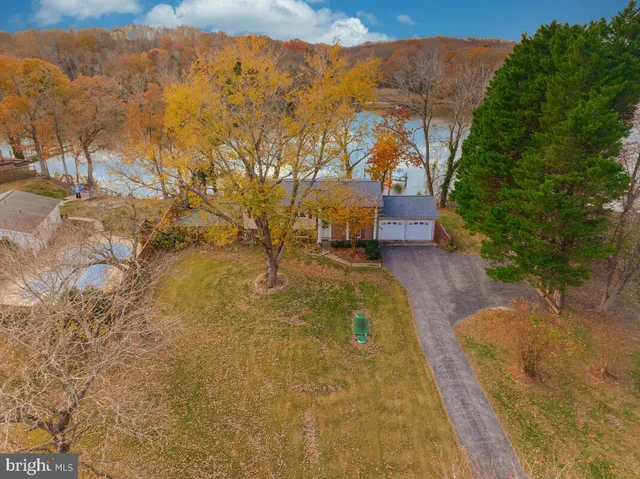 $950,000 | 3925 Shamrock Court, Port Republic, MD 20676