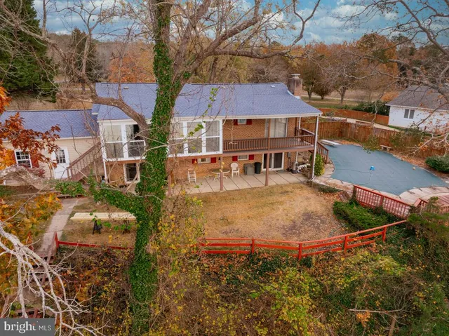 $950,000 | 3925 Shamrock Court, Port Republic, MD 20676