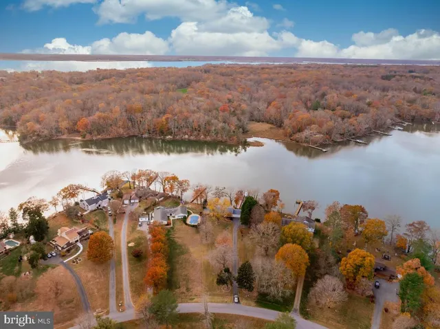 $950,000 | 3925 Shamrock Court, Port Republic, MD 20676