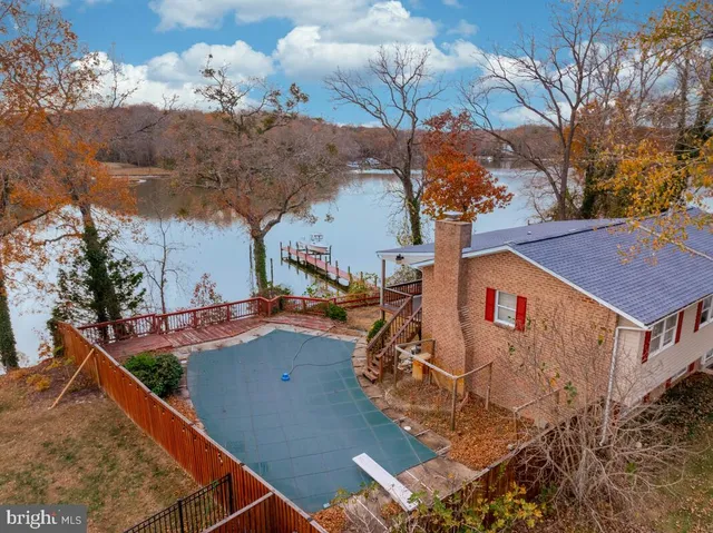 $950,000 | 3925 Shamrock Court, Port Republic, MD 20676