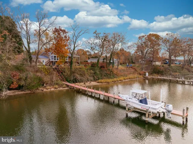 $950,000 | 3925 Shamrock Court, Port Republic, MD 20676