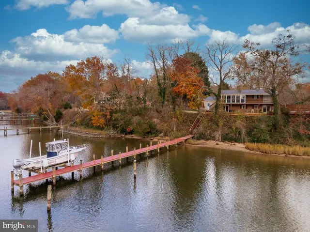 $950,000 | 3925 Shamrock Court, Port Republic, MD 20676