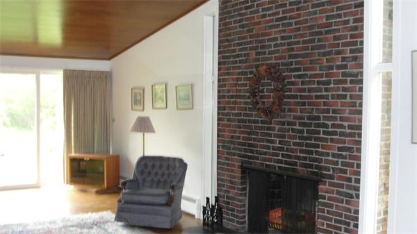 367 Conant Road Weston, MA 02493 - Photo 7 of 22 a view of entryway with livingroom