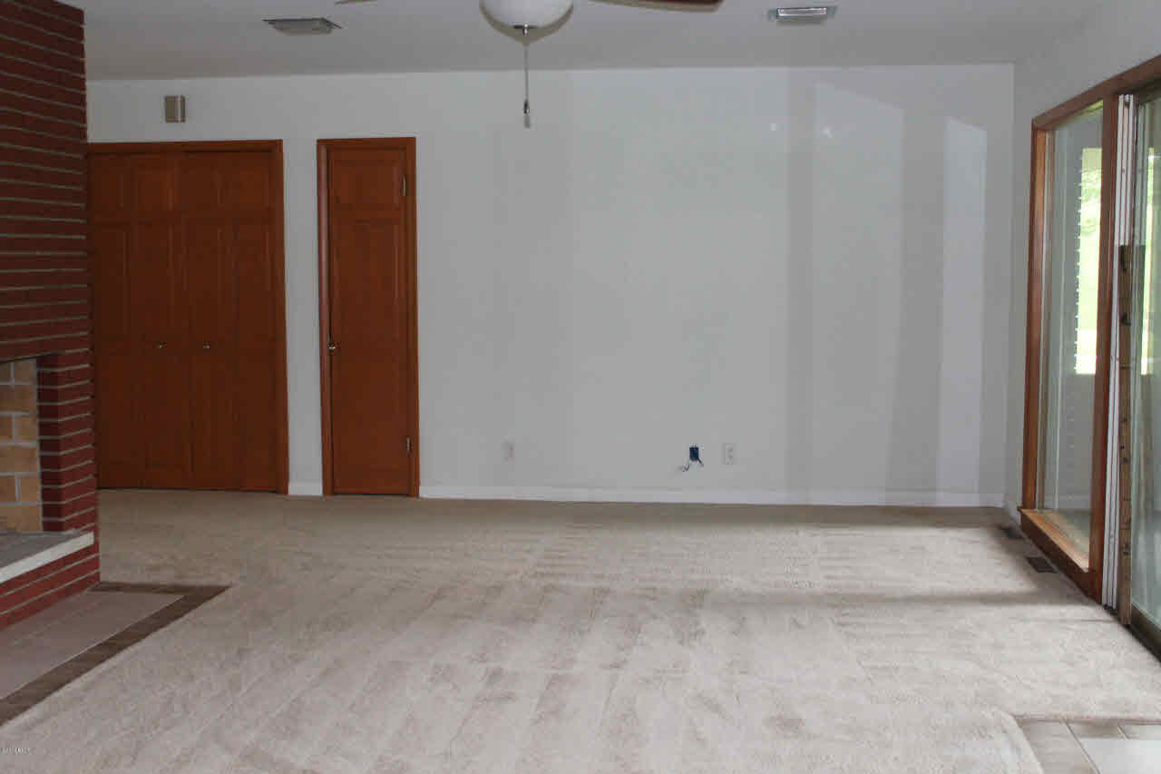 601 South Tower Road Carbondale, IL 62901 - Photo 8 of 20 Gallery Image 8