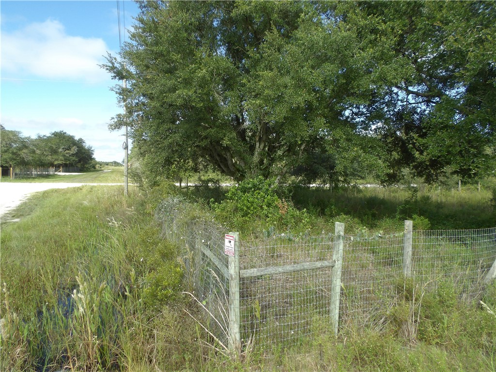 15987 Northwest 292nd Street Okeechobee, FL 34972 - Photo 2 of 2