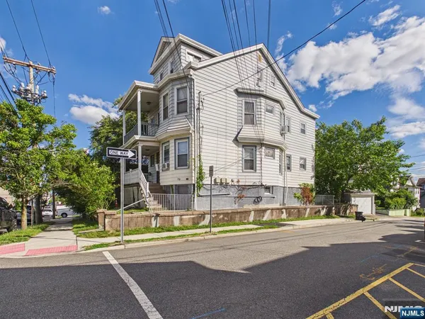 $2,300 | 139 Fairview Avenue, Haledon, NJ 07508