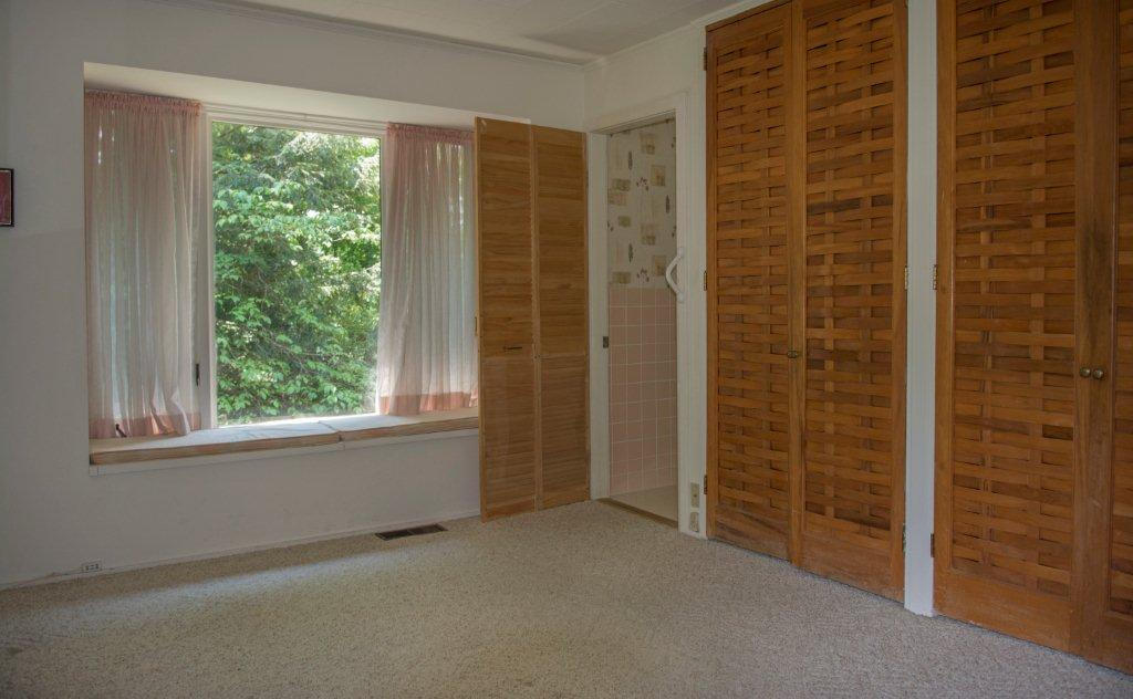 103 Disston Road Oak Ridge, TN 37830 - Photo 10 of 24 10 master bedroom